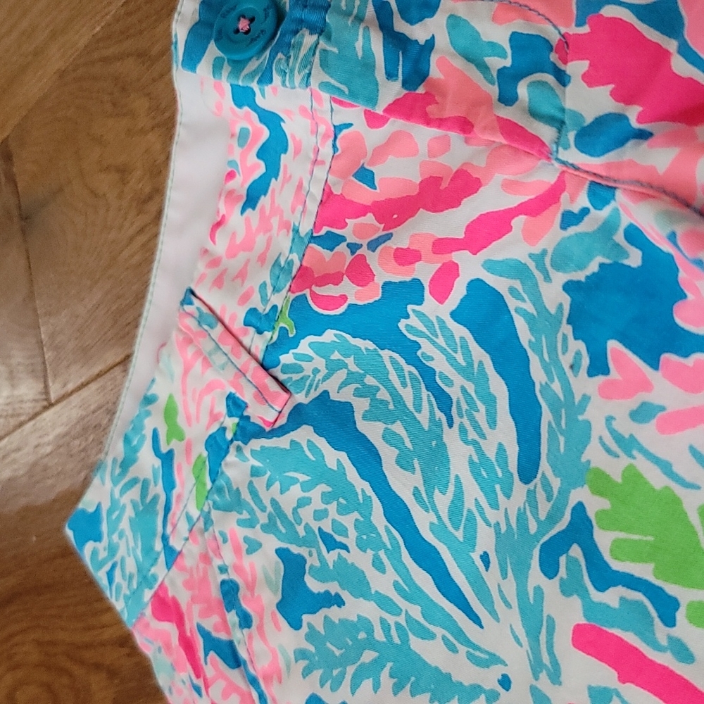 Lilly Pulitzer Coral Reefs Print Callahan Short - Picture 7 of 7